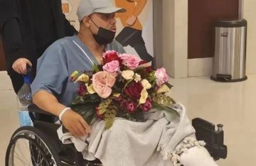 (صاروخ) يبتر جزءا من قدم فنان سعودي - فيديو وصور (صاروخ) يبتر جزءا من قدم فنان سعودي - فيديو وصور