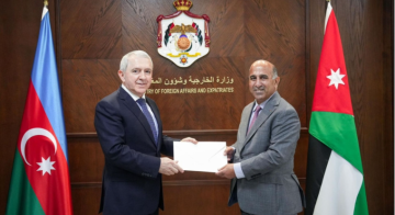 الخارجية تتسلم نسخة من أوراق اعتماد السفير الأذربيجاني