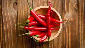الفلفل الحار يخفض ضغط الدم عند تناوله كاملا