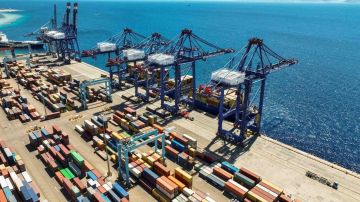 صادرات الزرقاء تتجاوز 40 مليون دينار في تشرين الثاني صادرات الزرقاء تتجاوز 40 مليون دينار في تشرين الثاني