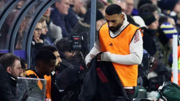 أسطورة ليفربول لصلاح: ألم تستطع تمالك نفسك؟ أسطورة ليفربول لصلاح: ألم تستطع تمالك نفسك؟