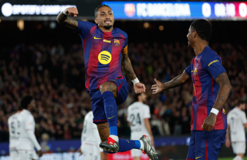 برشلونة يتخطى عقبة أوساسونا ويحكم قبضته على صدارة 