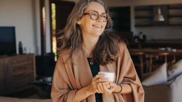 مشروبات تؤثر على أمعائك .. هل تشربها بالطريقة الصحيحة؟ مشروبات تؤثر على أمعائك .. هل تشربها بالطريقة الصحيحة؟