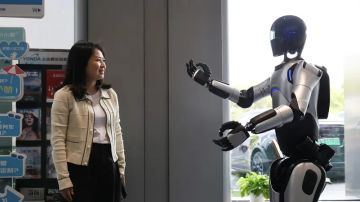 أكثر 10 روبوتات شبيهة بالبشر تطورا في 2025