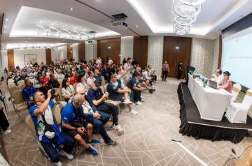 قرعة مونديال الملاكمة في دبي: أبطال الأولمبياد ونجوم الإمارات في تحد إفريقي