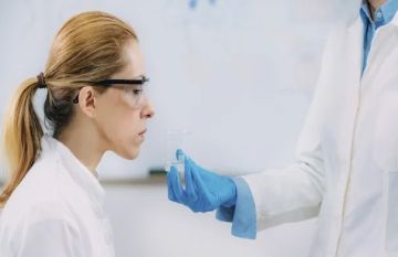 ضعف حاسة الشم قد يكون مؤشرا مبكرا على أمراض خطيرة ضعف حاسة الشم قد يكون مؤشرا مبكرا على أمراض خطيرة