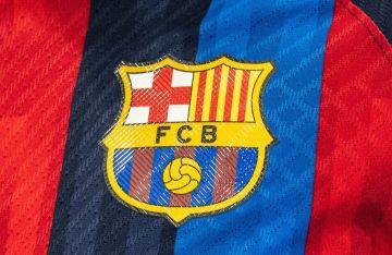 لاعب مصري شاب يقترب من برشلونة