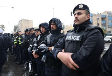 واشنطن: الأردن مستعد لتدريب القوات الأمنية الفلسطينية والسورية (صور) واشنطن: الأردن مستعد لتدريب القوات الأمنية الفلسطينية والسورية (صور)