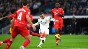 الريال يعبر فخ إشبيلية ويطارد برشلونة