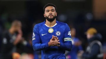 جيمس: كان يمكننا الفوز على أرسنال بـ 10 لاعبين