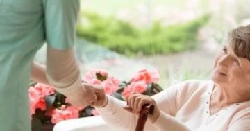 كيف يتم تصنيف كبار السن .. 4 مراحل للشيخوخة كيف يتم تصنيف كبار السن .. 4 مراحل للشيخوخة