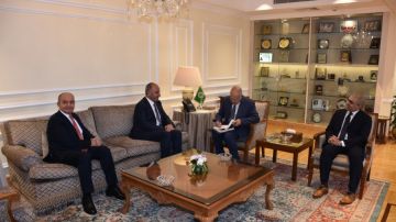 رئيس لجنة أمانة عمان يلتقي الأمين العام لجامعة الدول العربية