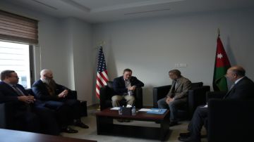 السفير الأميركي والتز يشيد بشراكة الأردن في دعم الفلسطينيين السفير الأميركي والتز يشيد بشراكة الأردن في دعم الفلسطينيين