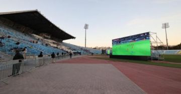 محافظ إربد يوجه بعرض مباراة النشامى على شاشات عملاقة محافظ إربد يوجه بعرض مباراة النشامى على شاشات عملاقة