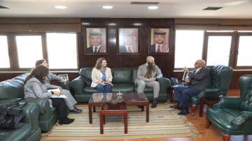 وزير المياه والسفير الأميركي يبحثان التحديات المائية وزير المياه والسفير الأميركي يبحثان التحديات المائية