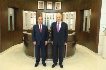 أمين عام وزارة الخارجية الفايز يحاور طلبة إعلام الشرق الأوسط حول الدبلوماسية الأردنية وإدارة الملفات الخارجية أمين عام وزارة الخارجية الفايز يحاور طلبة إعلام الشرق الأوسط حول الدبلوماسية الأردنية وإدارة الملفات الخارجية