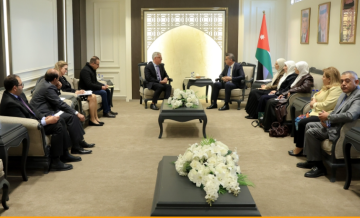 الخارجية النيابية تلتقي السفير الكندي وتبحث تعزيز التعاون الخارجية النيابية تلتقي السفير الكندي وتبحث تعزيز التعاون