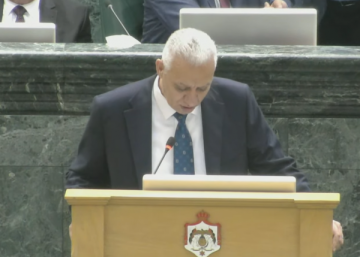 العموش: الحكومة قادرة على رفع الرواتب ويفضل تعويض المتقاعدين ولن أصوت للموازنة