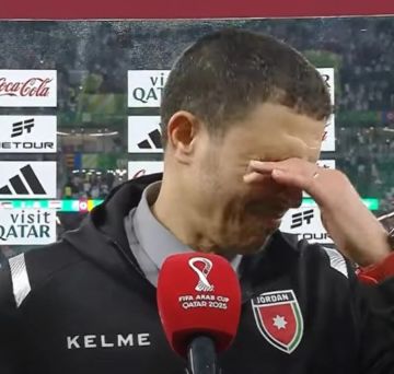 سلامي يبكي فرحا بتأهل النشامى ويكشف عن إصابة يزن النعيمات سلامي يبكي فرحا بتأهل النشامى ويكشف عن إصابة يزن النعيمات