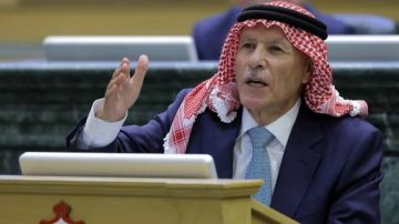 العرموطي ينتقد صالونات النميمة ويؤكد: سياسة الملك حكيمة ولا نية لحل مجلس النواب