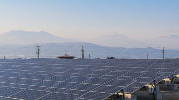 اتفاقية لتركيب أنظمة تسخين شمسي في 33 مستشفى حكومي