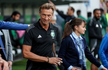 هجوم ناري على رينارد بعد الخروج من كأس العرب.. وتشكيك في نواياه مع المنتخب السعودي