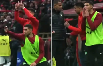 حكيمي يلفت الأنظار بتوجيهاته لزملائه بدلا من المدرب في مباراة المغرب أمام مالي