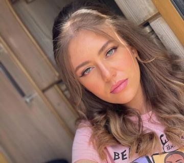 رحمة حسن: عاهة دائمة تفقدني شعري رحمة حسن: عاهة دائمة تفقدني شعري