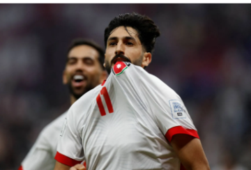 يزن النعيمات يعلق لأول مرة على مفاوضات الأهلي المصري يزن النعيمات يعلق لأول مرة على مفاوضات الأهلي المصري