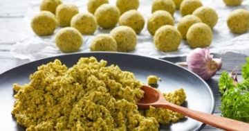 طريقة عمل عجينة الطعمية فى البيت