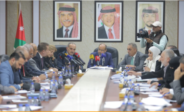 خريسات: خطط تطويرية لتعزيز القطاع الزراعي ورفع كفاءة الإنتاج خريسات: خطط تطويرية لتعزيز القطاع الزراعي ورفع كفاءة الإنتاج