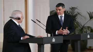 إسبانيا تدعو إلى رفع الصوت كي لا ينسى الوضع المأساوي للفلسطينيين إسبانيا تدعو إلى رفع الصوت كي لا ينسى الوضع المأساوي للفلسطينيين