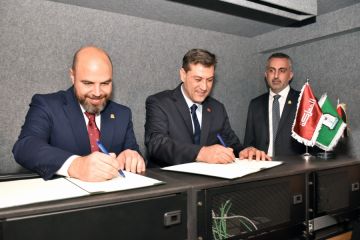 مذكرة تفاهم بين اليرموك و قناة المملكة لتدريب طلبة الإعلام وتعزيز التعاون الأكاديمي والإعلامي مذكرة تفاهم بين اليرموك و قناة المملكة لتدريب طلبة الإعلام وتعزيز التعاون الأكاديمي والإعلامي