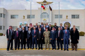 بالأسماء ... تعرف على الحاضرون للقاء الملك من رفاق السلاح بالأسماء ... تعرف على الحاضرون للقاء الملك من رفاق السلاح