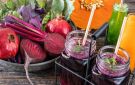 عصير الشمندر أم الرمان .. أيهما الأفضل لخفض ضغط الدم؟