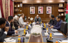 العياصرة يؤكد دور الشباب والمرأة في مشروع التحديث السياسي خلال لقائه مجلس الشباب الأردني