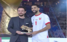ولي العهد يتوج علي علوان بلقب هداف كأس العرب 2025