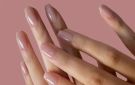 4 وصفات طبيعية لتقوية الأظافر.. تمنع تقصفها وتعزز نموها
