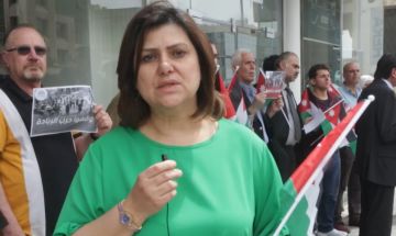 رلى الحروب: الوقفات والاحتجاجات موجهة ضد الاحتلال.. فما هي مشكلة الذباب الالكتروني؟ عاجل