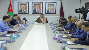النواب يشددون على ضرورة تنظيم عمل التطبيقات الذكية النواب يشددون على ضرورة تنظيم عمل التطبيقات الذكية