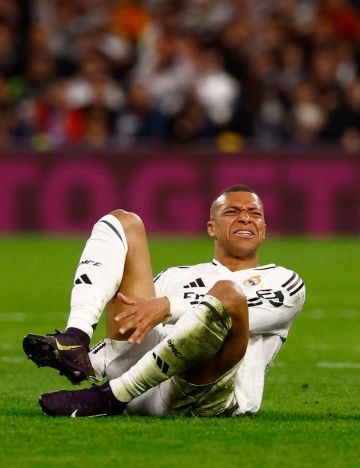 مبابي يستعد للعودة الى الملاعب لمواجهة برشلونة