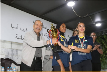 اتحاد الكرة الطائرة ينظم بطولة شاطئية