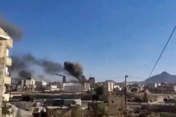 الاحتلال يقصف مطار صنعاء الدولي ويخرجه عن الخدمة عاجل