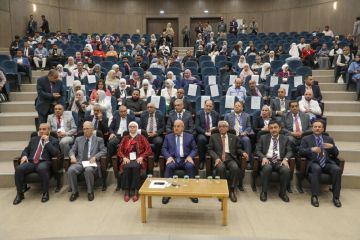 صيدلة الهاشمية تنظم يومها العلمي حول تكامل العلوم المالية والتسويقية والصحية