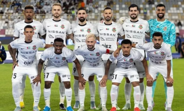 شباب الأهلي دبي يتوج بلقب الدوري الإماراتي للمرة التاسعة في تاريخه