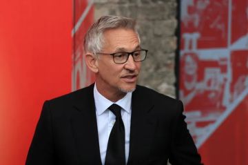 BBC تستغني عن إعلامي شهير بعد منشور مؤيد لفلسطين عاجل