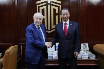 طلال أبوغزاله يستقبل السفير الصيني لدى الاردن مع اقتراب انتهاء مهام عمله في المملكة