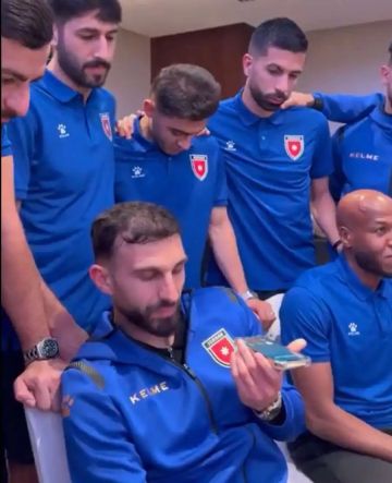 بالفيديو ولي العهد يتصل بلاعبي النشامى قبل المواجهة المرتقبة بالفيديو ولي العهد يتصل بلاعبي النشامى قبل المواجهة المرتقبة