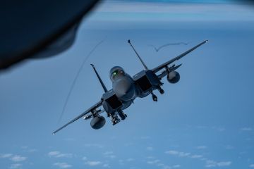 نيويورك تايمز: القوات الأمريكية في حالة تأهب قصوى في قواعدها العسكرية في جميع أنحاء المنطقة