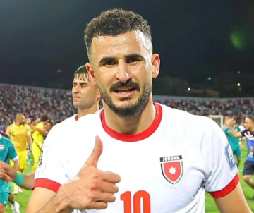 لاعبان من النشامى مرشحان لمزاملة أيمن حسين